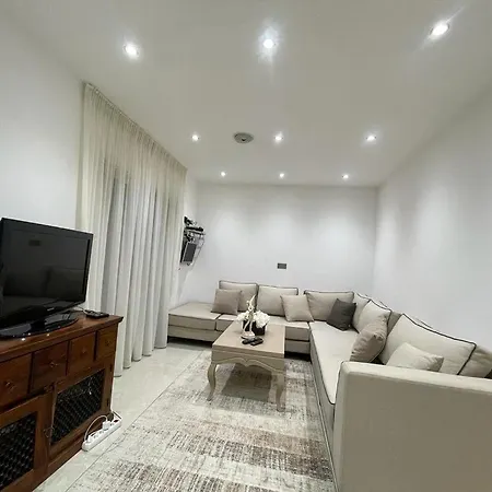 Vila Eless Villa *